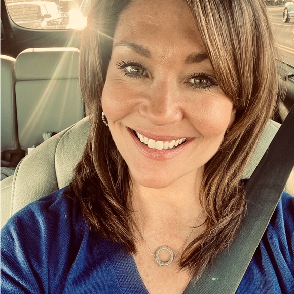 Meet the Posher Other - Meet your Posher, Christine